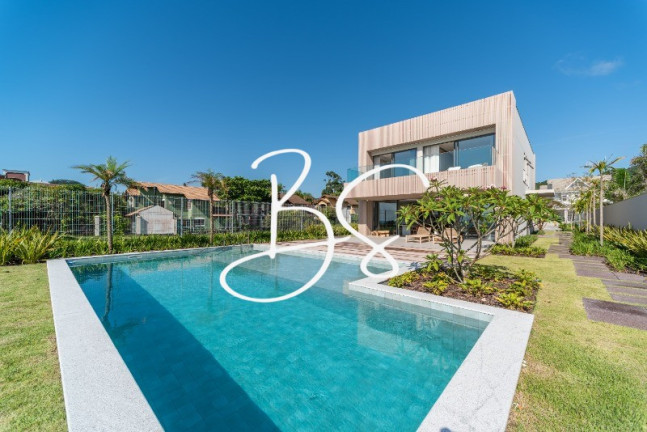 Casa com 5 Quartos à Venda, 1.385 m² em Praia Do Estaleiro - Balneário Camboriú