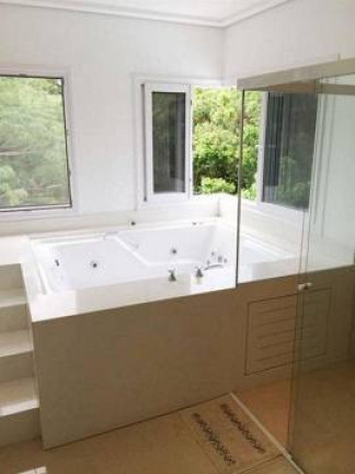 Imagem Casa com 6 Quartos à Venda, 1.111 m² em Florianópolis