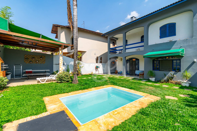 Casa de Condomínio com 4 Quartos à Venda, 270 m² em Alphaville - Santana De Parnaíba