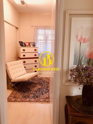 Imagem Casa com 3 Quartos à Venda, 270 m² em Vila Marari - São Paulo