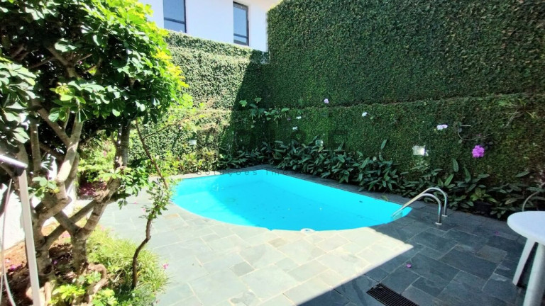 Imagem Casa com 3 Quartos à Venda, 303 m² em Jardim Prudência - São Paulo Imagem Casa com 3 Quartos à Venda, 303 m² em Jardim Prudência - São Paulo