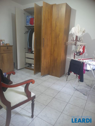 Imagem Casa com 3 Quartos à Venda, 239 m² em Jardim Teles De Menezes - Santo André Imagem Casa com 3 Quartos à Venda, 239 m² em Jardim Teles De Menezes - Santo André