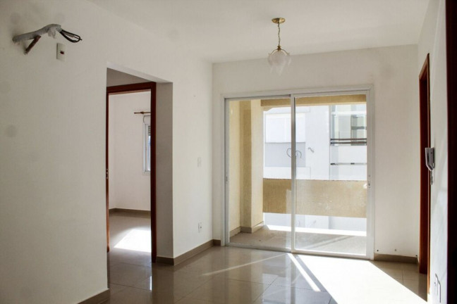 Imagem Imóvel com 2 Quartos à Venda, 57 m² em Vila Nova - Porto Alegre Imagem Imóvel com 2 Quartos à Venda, 57 m² em Vila Nova - Porto Alegre
