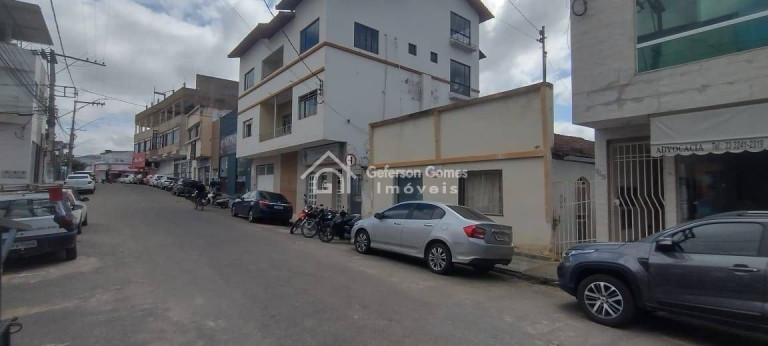 Imagem Casa com 3 Quartos à Venda, 120 m² em Centro - Mantena Imagem Casa com 3 Quartos à Venda, 120 m² em Centro - Mantena