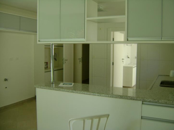 Imagem Casa com 4 Quartos à Venda,  em Alphaville 01 - Alphaville