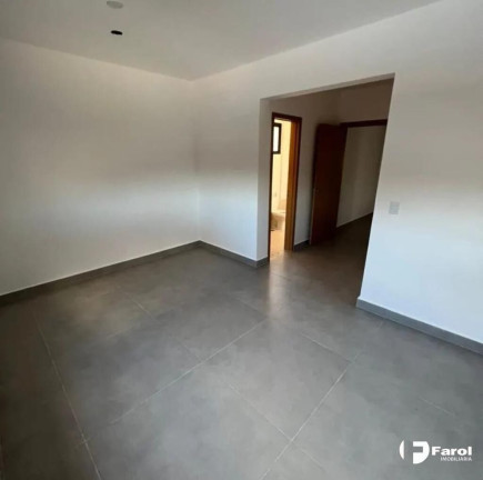 Imagem Casa de Condomínio com 3 Quartos à Venda, 181 m² em Jardins Porto - Senador Canedo
