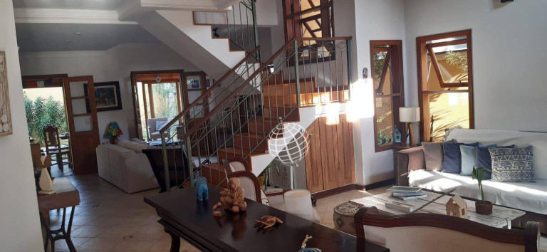 Imagem Casa com 3 Quartos à Venda, 219 m² em Loanda - Atibaia