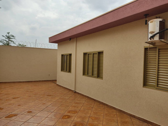 Imagem Casa com 3 Quartos à Venda, 273 m² em Ribeirão Preto