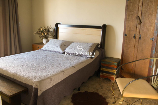 Imagem Imóvel com 1 Quarto à Venda, 6.050 m² em Centro - Extrema Imagem Imóvel com 1 Quarto à Venda, 6.050 m² em Centro - Extrema