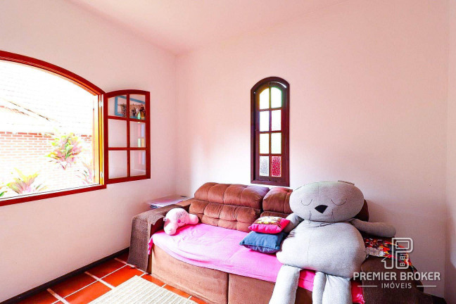 Imagem Casa com 4 Quartos à Venda, 187 m² em Golfe - Teresópolis Imagem Casa com 4 Quartos à Venda, 187 m² em Golfe - Teresópolis