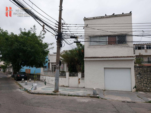 Casa com 2 Quartos à Venda ou Locação, 310 m² em Jardim Vinte E Cinco De Agosto - Duque De Caxias
