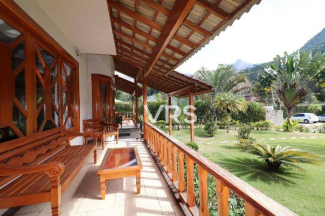 Casa com 5 Quartos à Venda, 600 m² em Parque Do Imbui - Teresópolis