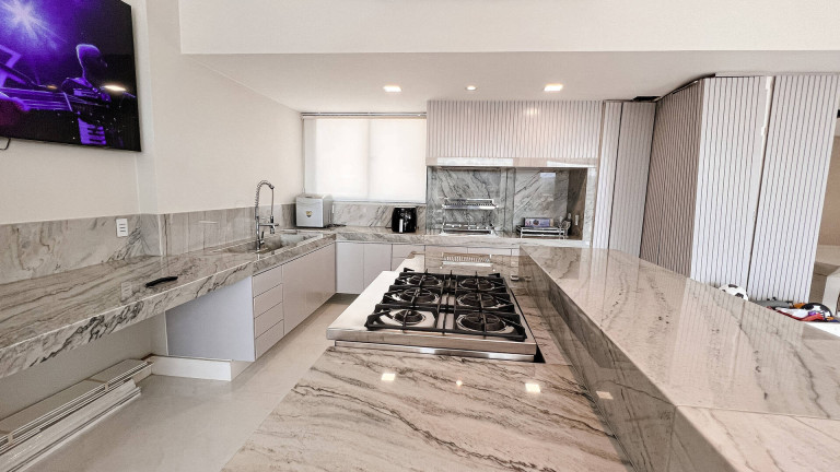 Imagem Cobertura com 4 Quartos à Venda, 490 m² em Centro - Colatina