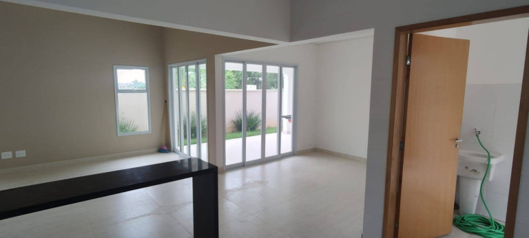 Imagem Casa de Condomínio com 3 Quartos à Venda, 180 m² em Quinta Dos Angicos - Cotia