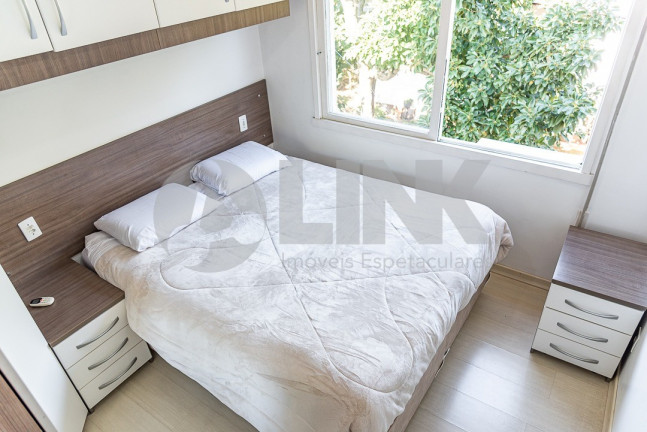 Imagem Imóvel com 2 Quartos à Venda, 111 m² em Santo Antônio - Porto Alegre Imagem Imóvel com 2 Quartos à Venda, 111 m² em Santo Antônio - Porto Alegre