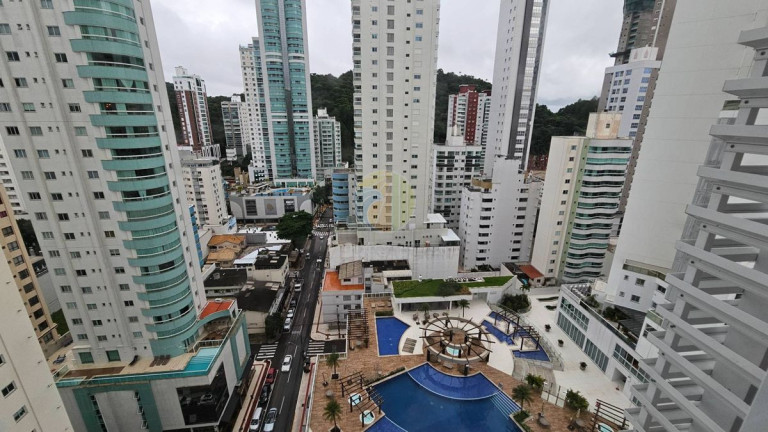 Imagem Apartamento com 4 Quartos à Venda, 151 m² em Pioneiros - Balneário Camboriú