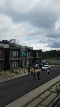 Imagem Casa de Condomínio com 3 Quartos à Venda, 112 m² em Vila Santista - Atibaia