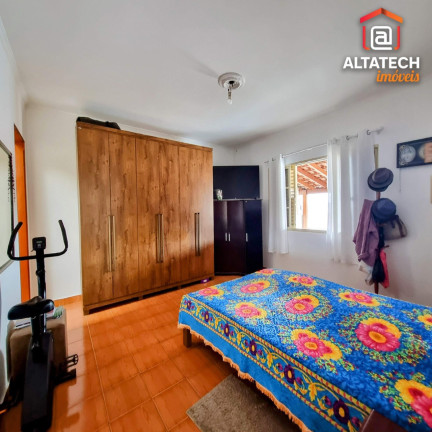 Imagem Casa com 3 Quartos à Venda, 260 m² em Jardim Ipê - Poços De Caldas