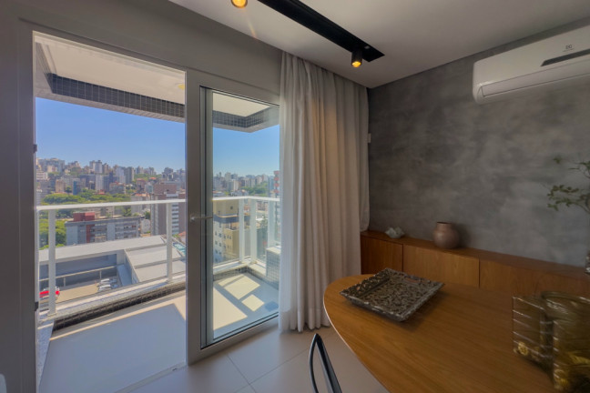 Imagem Apartamento com 2 Quartos à Venda, 75 m² em Petrópolis - Porto Alegre Imagem Apartamento com 2 Quartos à Venda, 75 m² em Petrópolis - Porto Alegre