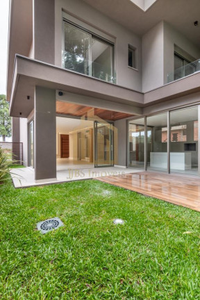 Imagem Casa com 3 Quartos à Venda, 300 m² em Santa Felicidade - Curitiba