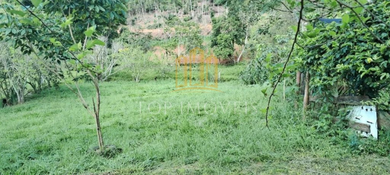Imagem Chácara com 2 Quartos à Venda, 5.700 m² em Jardim Colônia - Jacareí