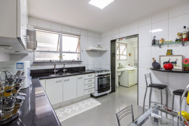 Imagem Imóvel com 3 Quartos à Venda, 105 m² em Moema - São Paulo Imagem Imóvel com 3 Quartos à Venda, 105 m² em Moema - São Paulo