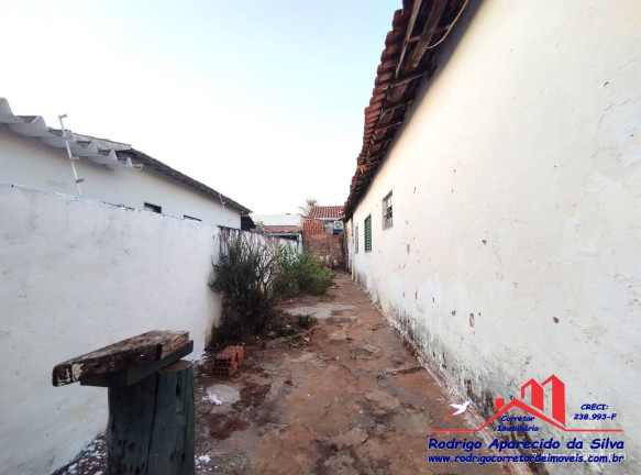 Imagem Casa com 3 Quartos à Venda, 234 m² em Cidade Jardim - Birigui