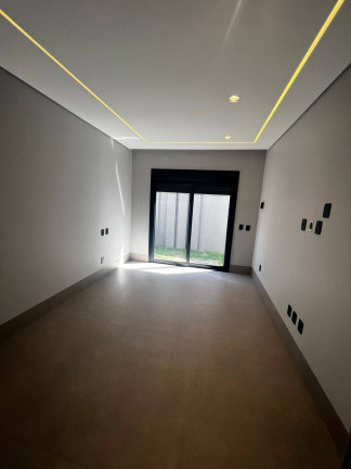 Imagem Casa com 3 Quartos à Venda, 466 m² em Ribeirão Do Lipa - Cuiabá