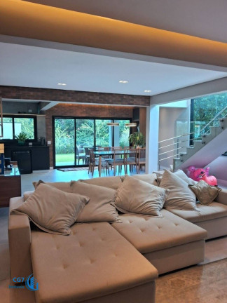 Sobrado com 3 Quartos à Venda, 360 m² em Tamboré - Santana De Parnaíba