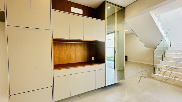 Imagem Casa com 3 Quartos à Venda, 300 m² em Roncáglia - Valinhos Imagem Casa com 3 Quartos à Venda, 300 m² em Roncáglia - Valinhos