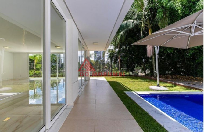 Imagem Sobrado com 4 Quartos à Venda, 540 m² em Campo Belo - São Paulo