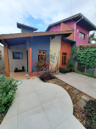 Imagem Sobrado com 3 Quartos à Venda, 100 m² em Indaiá - Caraguatatuba Imagem Sobrado com 3 Quartos à Venda, 100 m² em Indaiá - Caraguatatuba
