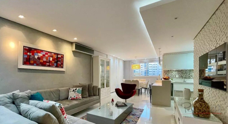 Imagem Apartamento com 3 Quartos à Venda, 185 m² em Centro - Florianópolis Imagem Apartamento com 3 Quartos à Venda, 185 m² em Centro - Florianópolis
