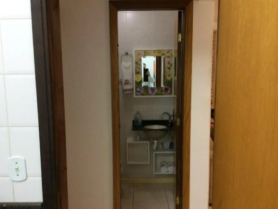 Imagem Casa com 3 Quartos à Venda, 130 m² em Lindóia - Curitiba
