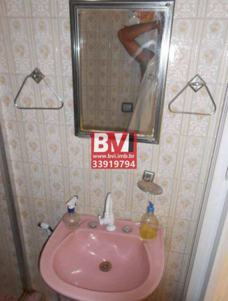 Imagem Casa com 2 Quartos à Venda, 113 m² em Guadalupe - Rio De Janeiro Imagem Casa com 2 Quartos à Venda, 113 m² em Guadalupe - Rio De Janeiro