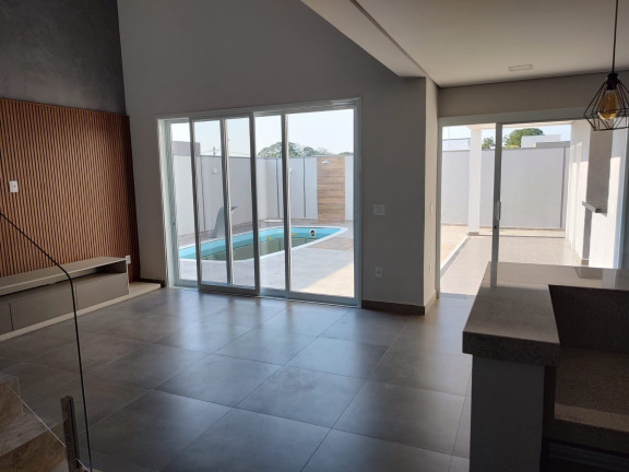 Imagem Casa com 3 Quartos à Venda, 221 m² em Residencial Lagos D'icaraí - Salto