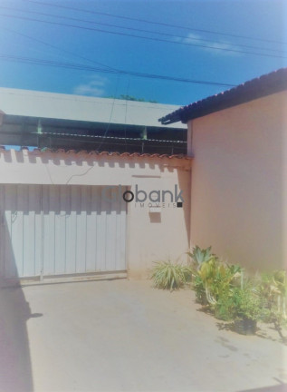 Casa com 3 Quartos à Venda, 300 m² em Bairro De Lourdes - Montes Claros