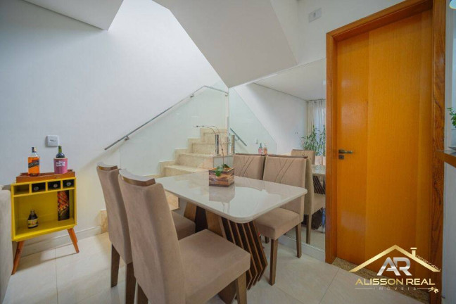 Imagem Sobrado com 2 Quartos à Venda, 203 m² em Pestana - Osasco