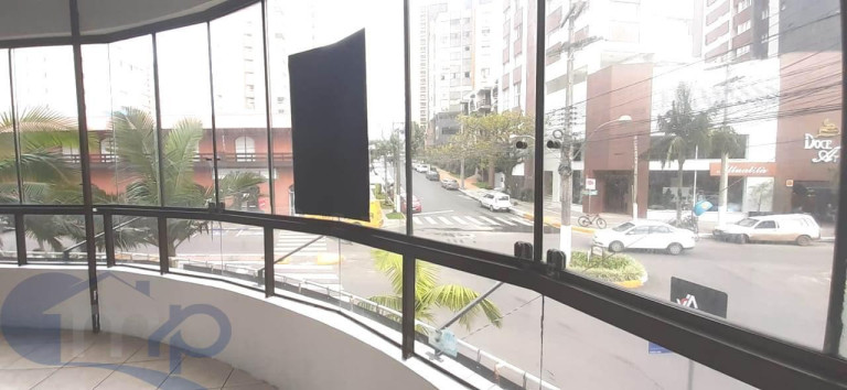 Imagem Sala Comercial à Venda, 382 m² em Centro - Torres Imagem Sala Comercial à Venda, 382 m² em Centro - Torres