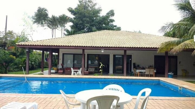 Imagem Casa com 5 Quartos à Venda, 900 m² Imagem Casa com 5 Quartos à Venda, 900 m²