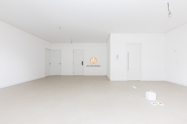 Imagem Imóvel com 2 Quartos à Venda, 131 m² em Bigorrilho - Curitiba Imagem Imóvel com 2 Quartos à Venda, 131 m² em Bigorrilho - Curitiba
