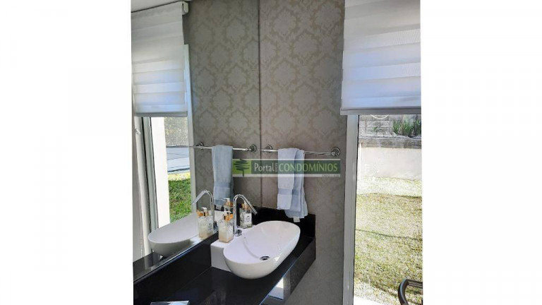 Imagem Casa com 4 Quartos à Venda, 450 m² em Santa Felicidade - Curitiba Imagem Casa com 4 Quartos à Venda, 450 m² em Santa Felicidade - Curitiba