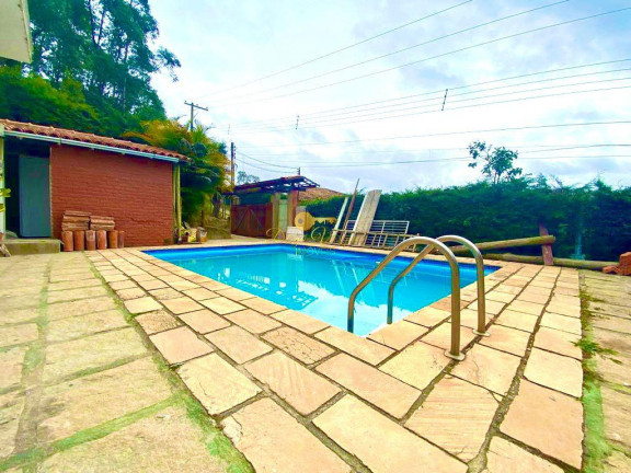 Imagem Casa com 4 Quartos à Venda, 209 m² em Fazenda Suiça - Teresópolis Imagem Casa com 4 Quartos à Venda, 209 m² em Fazenda Suiça - Teresópolis