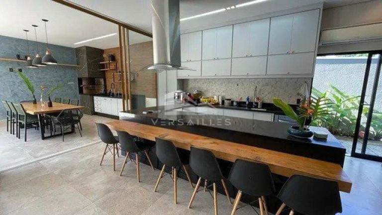 Imagem Casa com 5 Quartos à Venda, 348 m² em Aponia - Porto Velho Imagem Casa com 5 Quartos à Venda, 348 m² em Aponia - Porto Velho