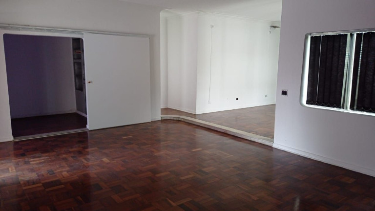 Imagem Casa com 3 Quartos à Venda, 350 m² em Jardim Esplanada - São José Dos Campos Imagem Casa com 3 Quartos à Venda, 350 m² em Jardim Esplanada - São José Dos Campos