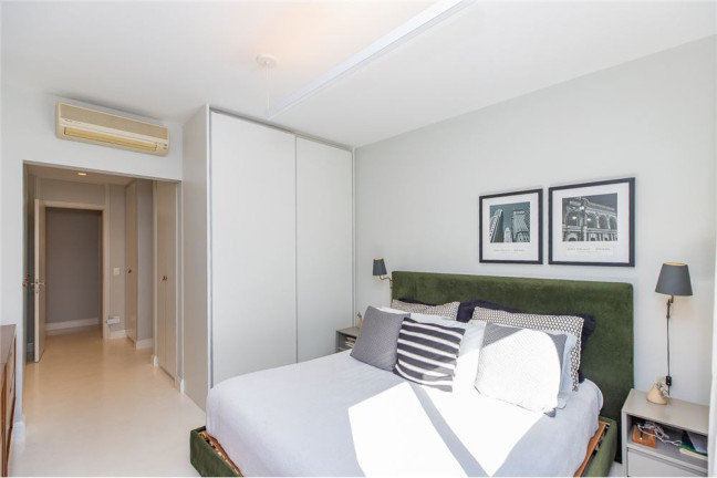 Imagem Apartamento com 2 Quartos à Venda, 117 m² em Itaim Bibi - São Paulo