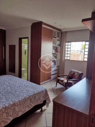 Imagem Sobrado com 8 Quartos à Venda, 330 m² em Setor Bueno - Goiânia Imagem Sobrado com 8 Quartos à Venda, 330 m² em Setor Bueno - Goiânia