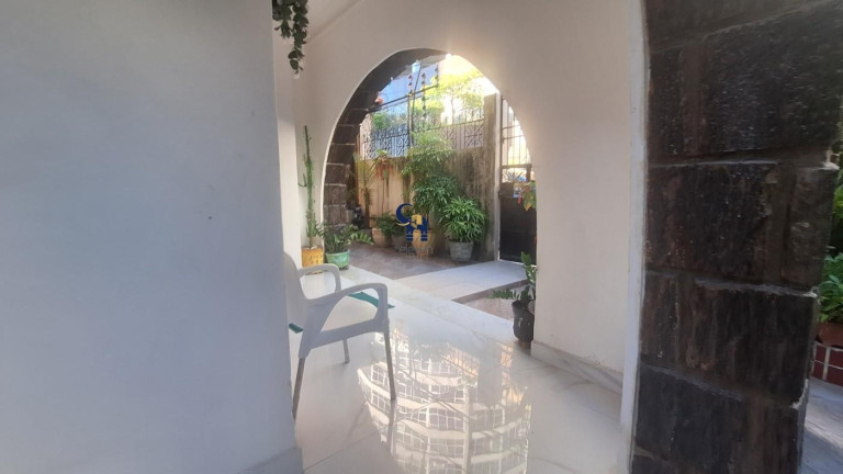 Imagem Casa com 7 Quartos à Venda, 246 m² em Barra - Salvador Imagem Casa com 7 Quartos à Venda, 246 m² em Barra - Salvador