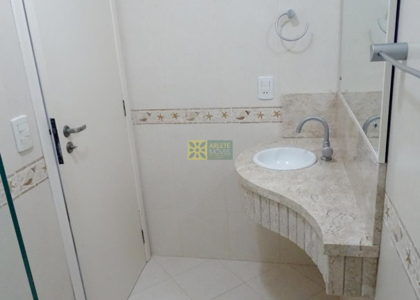 Imagem Apartamento com 2 Quartos para Alugar ou Temporada, 70 m² em Centro - Bombinhas