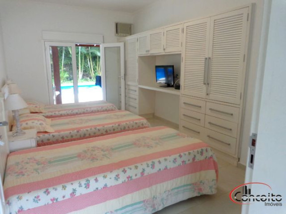Imagem Casa com 6 Quartos para Temporada, 450 m² em Tenório - Ubatuba Imagem Casa com 6 Quartos para Temporada, 450 m² em Tenório - Ubatuba